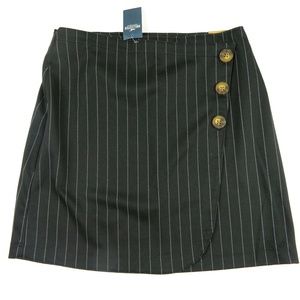 NWT- HOLLISTER faux wrap short Skirt